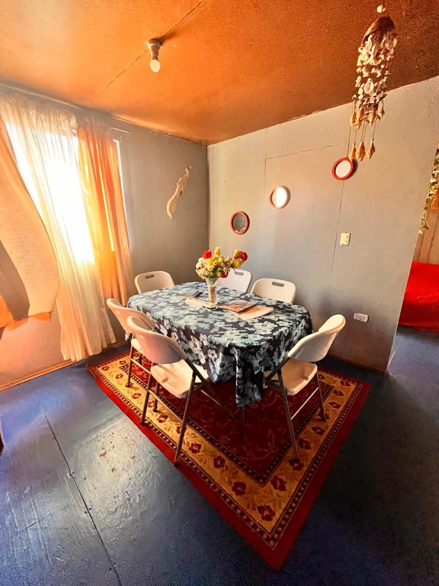 Pua Vaenga Hostel Ханга Роа Екстериор снимка